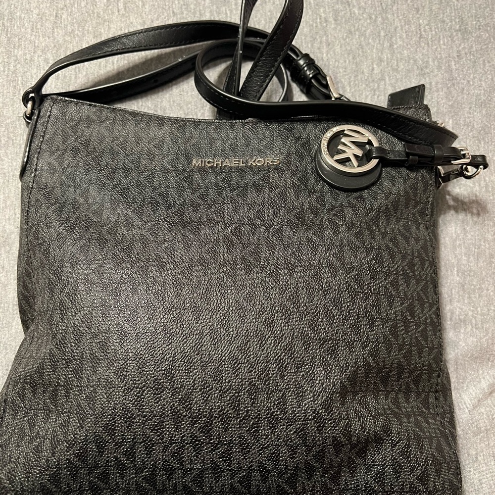 Michael Kors large messenger handbag